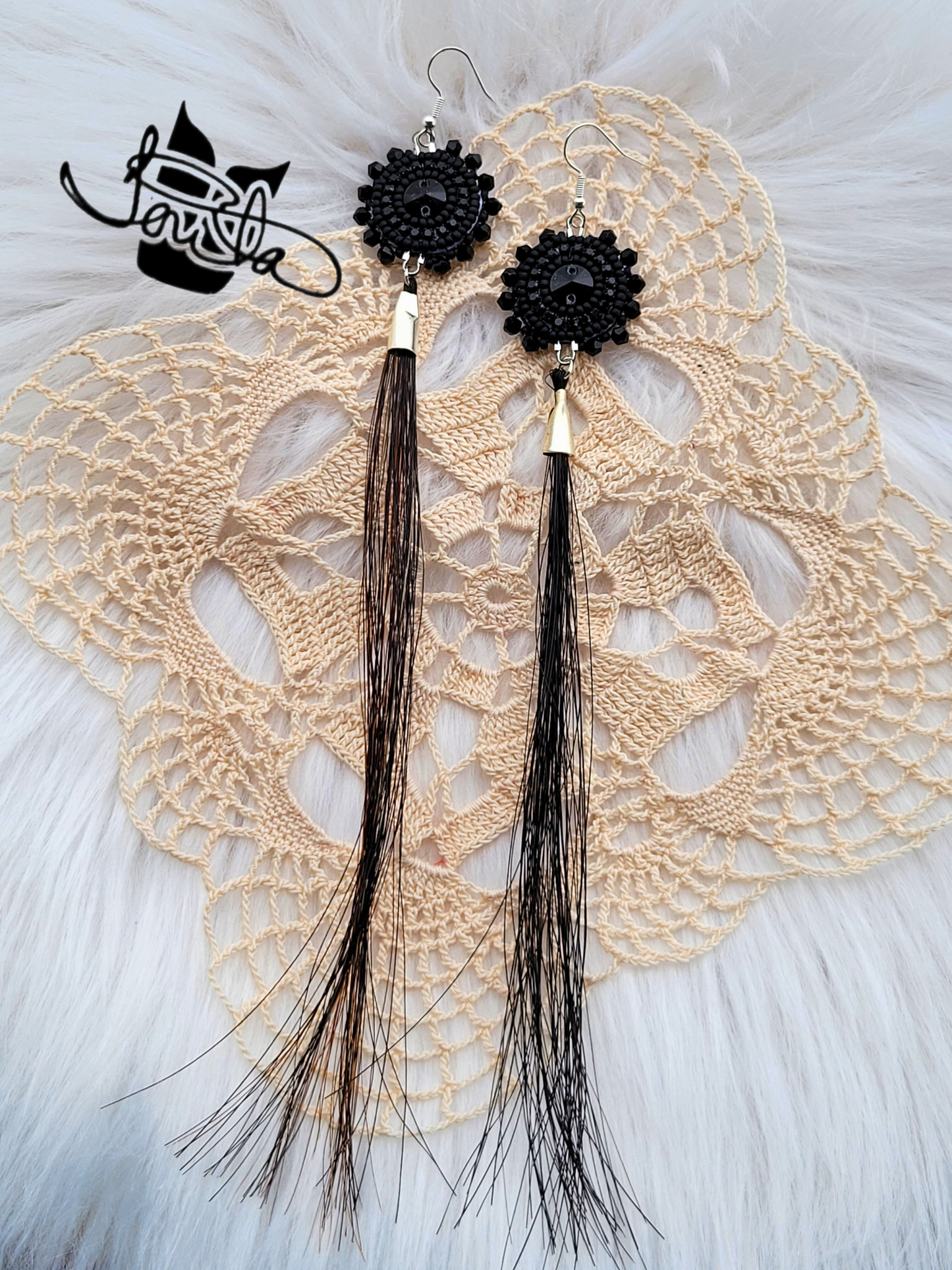 "Better Don't" Earrings with horse hair