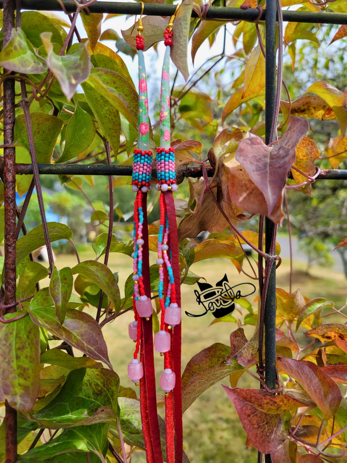 Auntie, too, deadly earrings