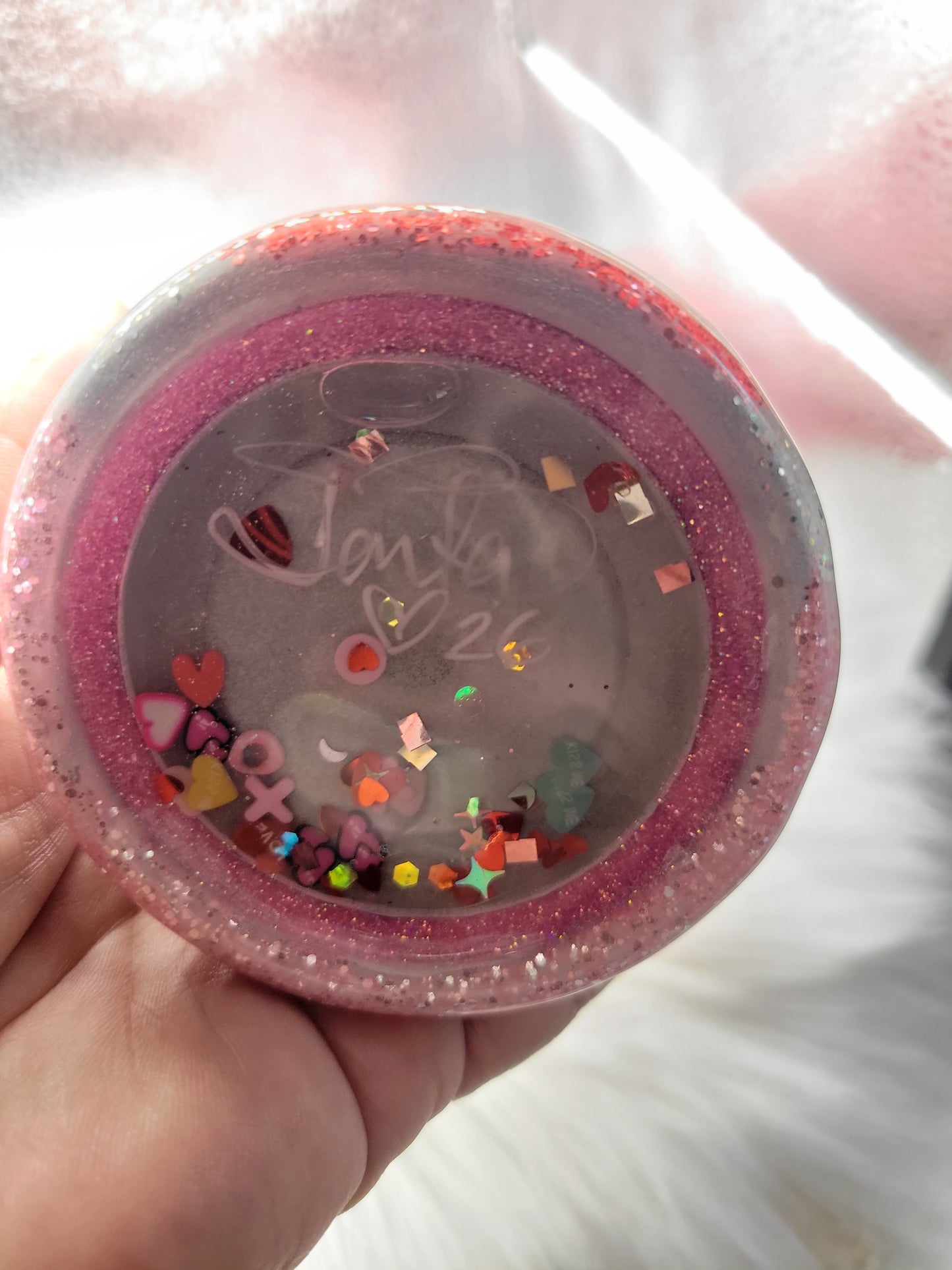 32OZ XOXO tumbler with Snow Globe Bottom