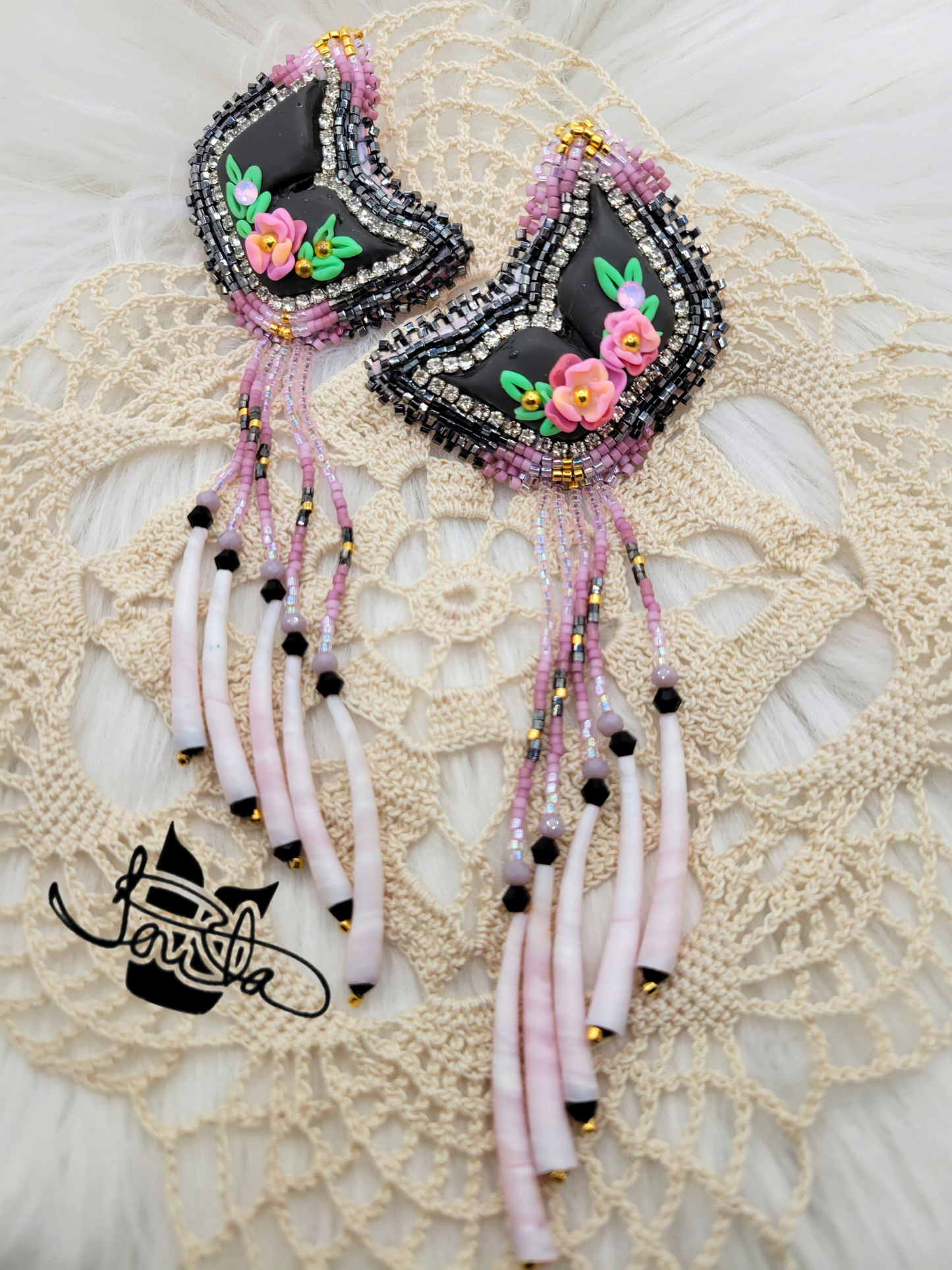 uɁu·tax̌ (Whaler) Earrings